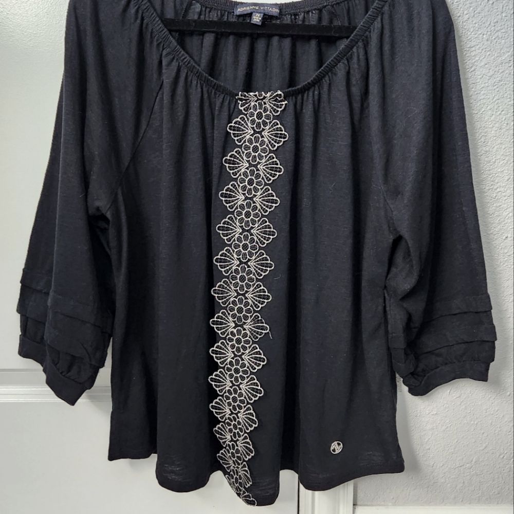 Black Adrienne Vittadini 2x shirt